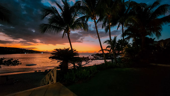 Captivating sunset at Round Hill Beach. Captivating sunset at Round Hill Beach.
