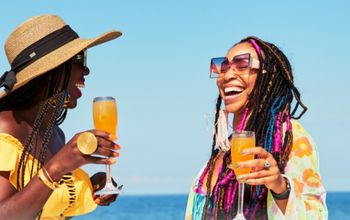 August Savings for Sailors - Up to $500 off + free drinks