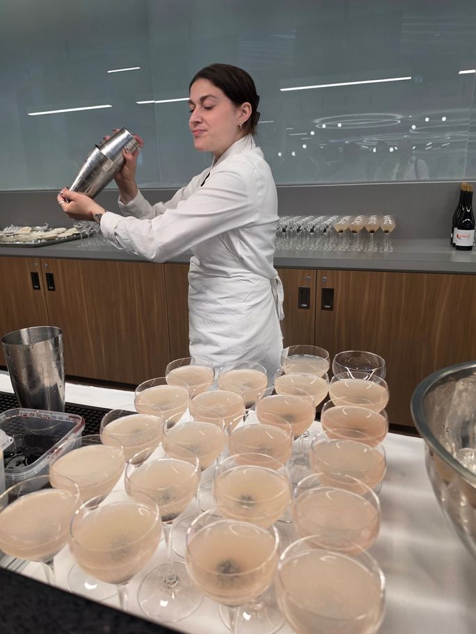 Aviation cocktails at The Met (YHU)
