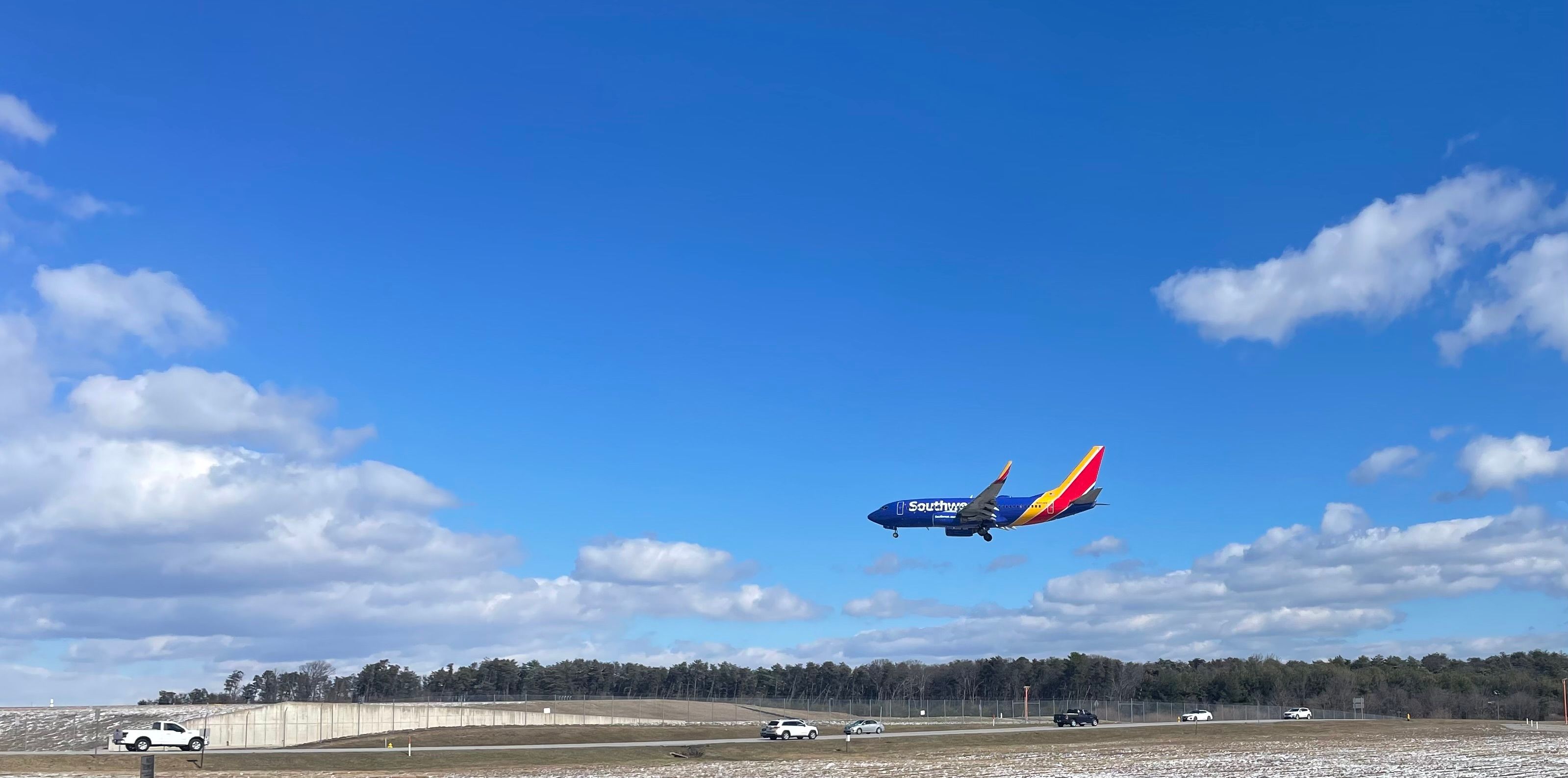 Southwest Airlines Is Playing With - Image Southwest Airlines Plane Landing At Baltimor