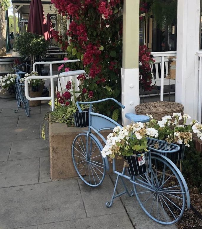 Downtown Pleasanton, CA Downtown Pleasanton, CA