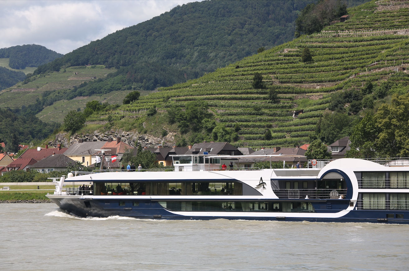 Avalon Waterways Celebrates Record Breaking - Image Avalon Impression Photo Credit Avalon Waterw 