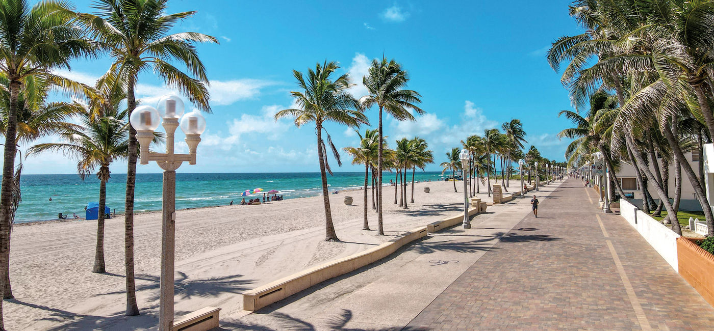 Image: Hollywood Beach is one of the participating beaches (Photo Credit: Visit Lauderdale)