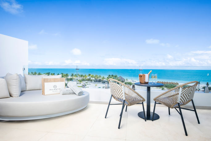 Majestic Mirage Costa Mujeres

Suites at Majestic Mirage Costa Mujeres–All-Suite Resort