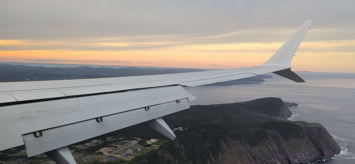 Image: Survol de Terre-Neuve (Photo Credit: TravelPulse Canada/Natasha Lair-McKenty)