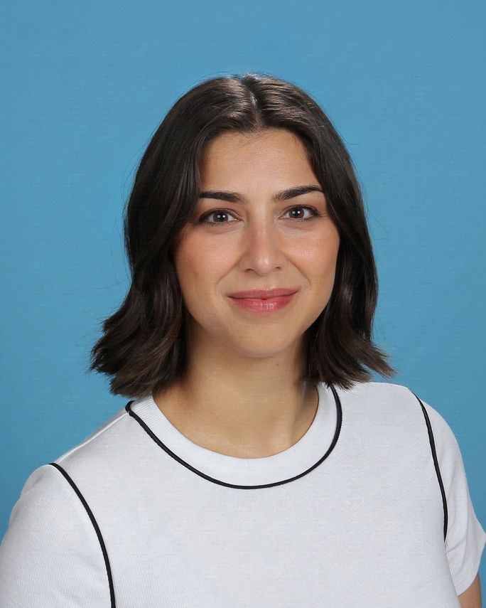 Laura Hernandez, Intrepid Travel. Intrepid travel people, people, 40 under 40 2026