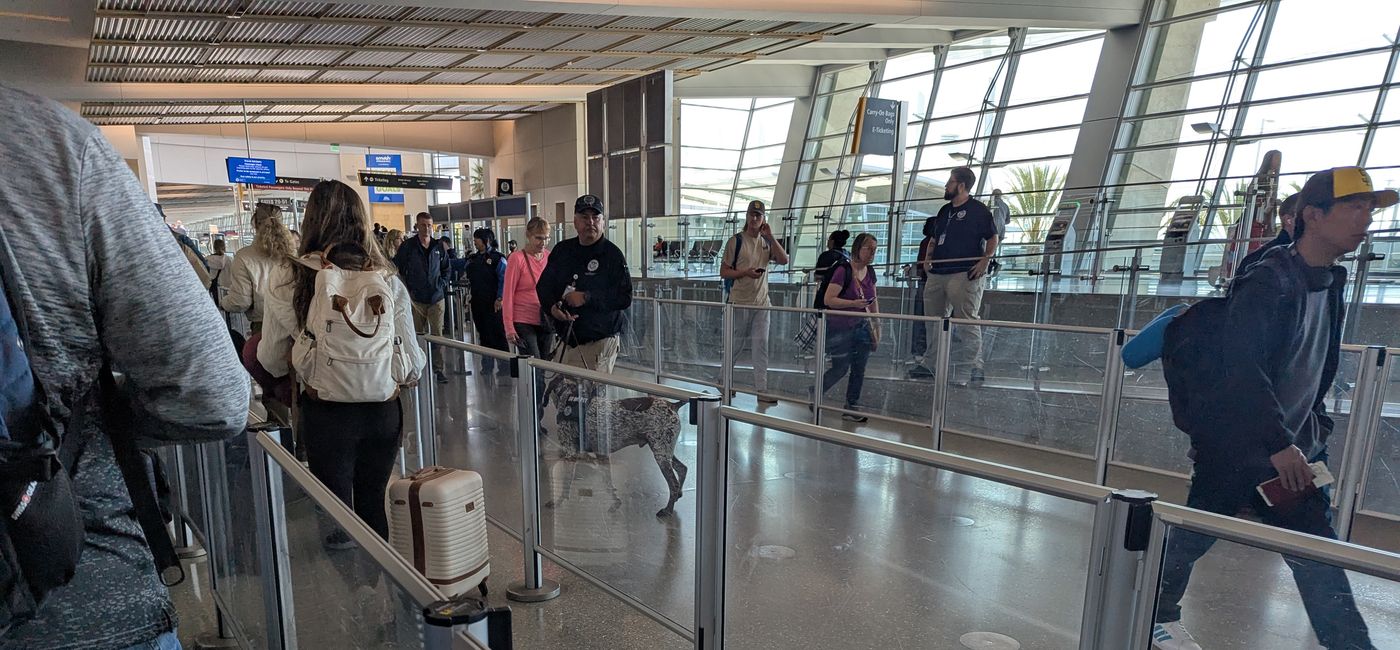 Image: TSA security line (Photo Credit: Eric Bowman)