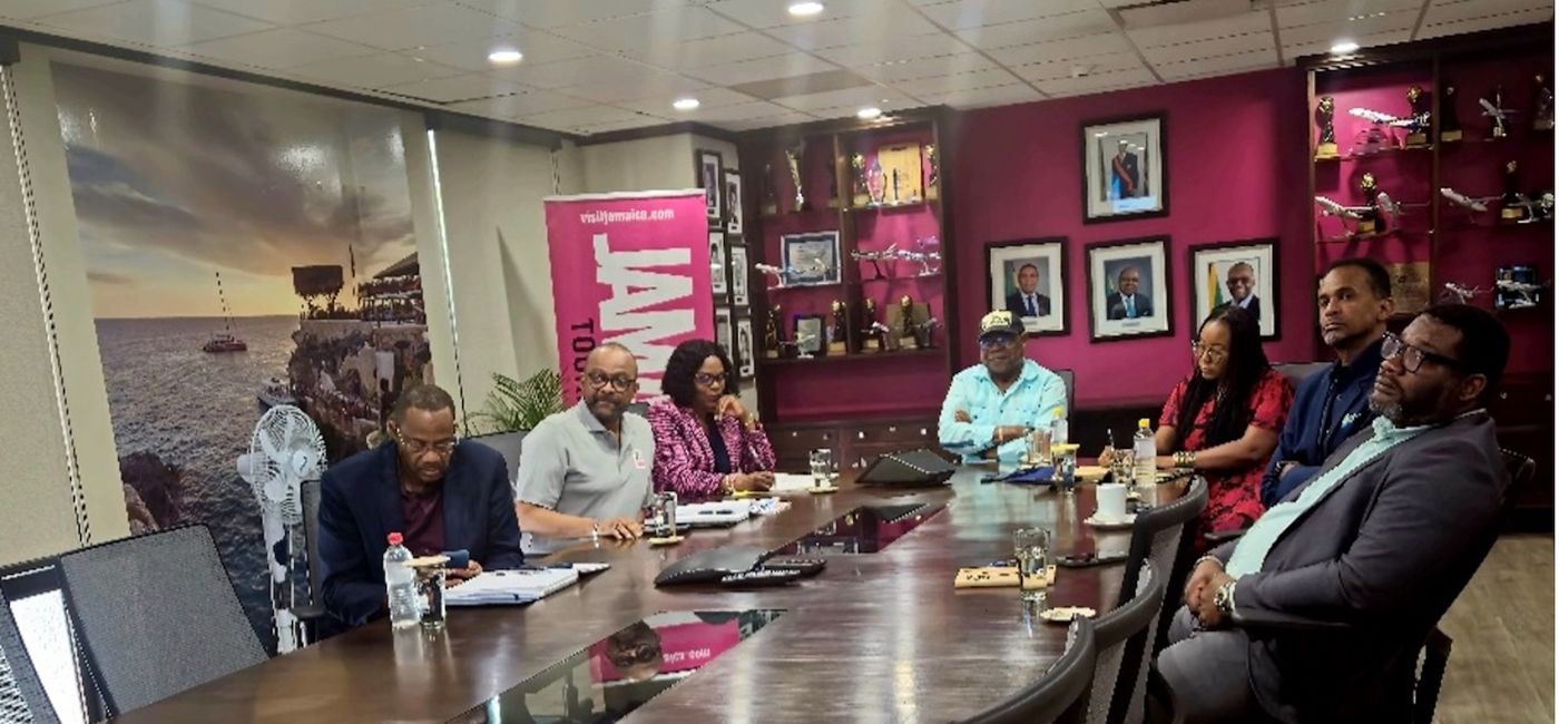 Image: Jamaica Minister of Tourism Edmund Bartlett, center, strategizes with senior executives as Tropical Storm Melissa approaches. (Source: Jamaica Tourist Board)