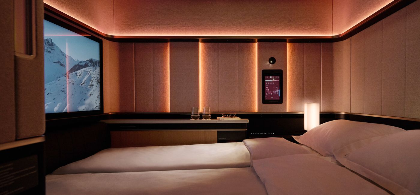 Image: Swiss Senses First Class Suite Double Bed (Photo Credit: Courtesy Swiss)
