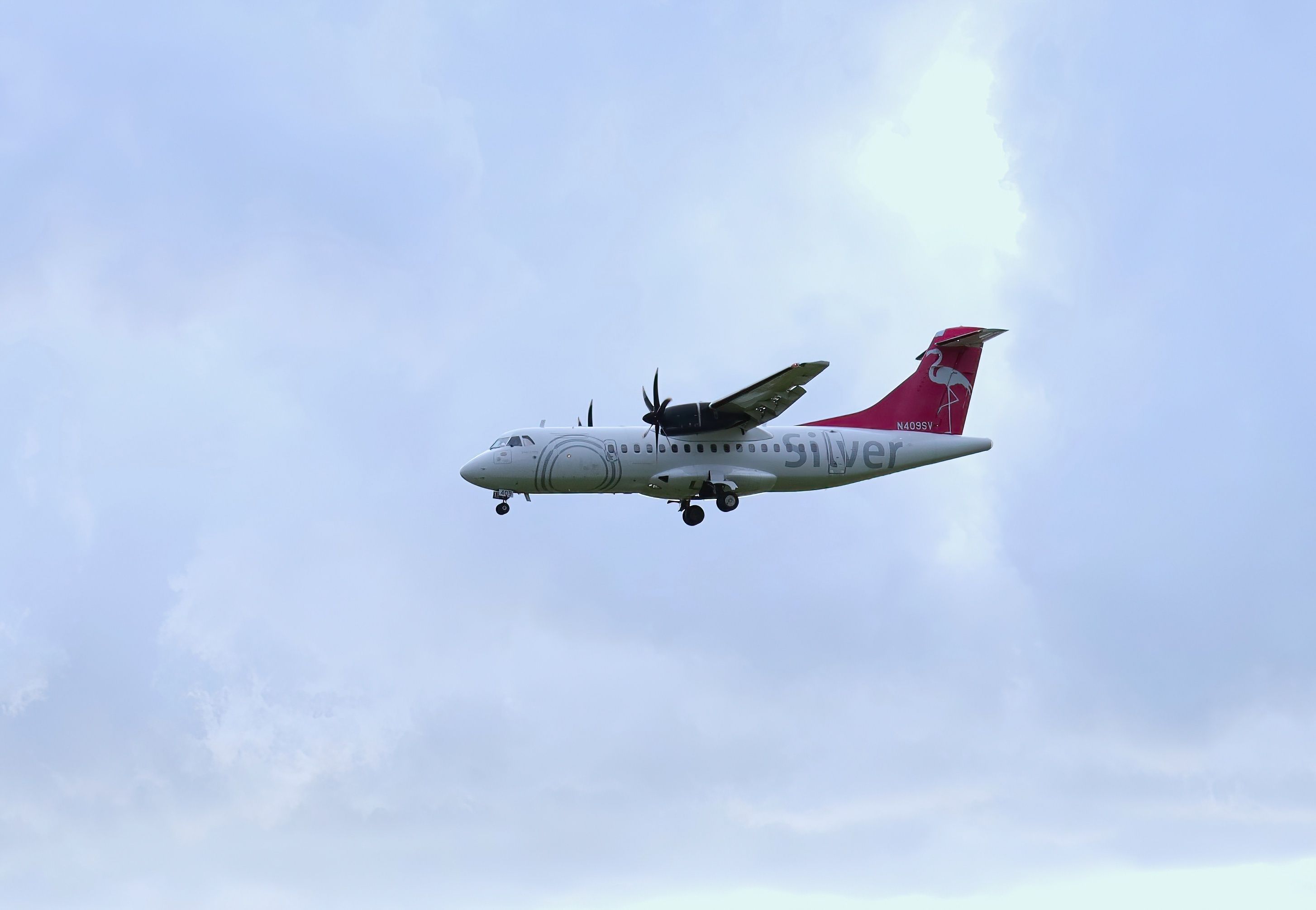 This US Airline Just Ceased Operations - Image Silver Airways Plane Landing. Photo Credit B 