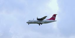 Silver Airways plane landing.
