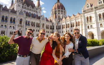 Celebrity River Cruises' Before and After Stays allow for personalized and immersive experiences in premier destinations