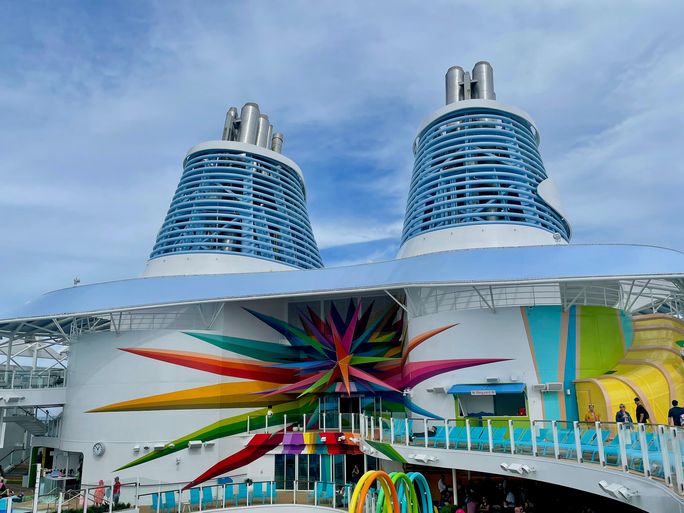 Icon Upper Decks Icon Upper Decks