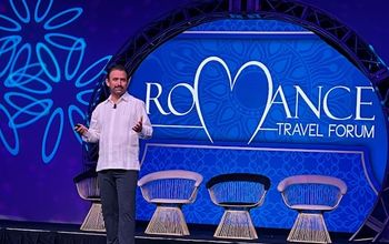 Andrs Martinez, Mexican Caribbean Tourism Board CEO, presents at the 2025 Romance Travel Forum in Cancun.