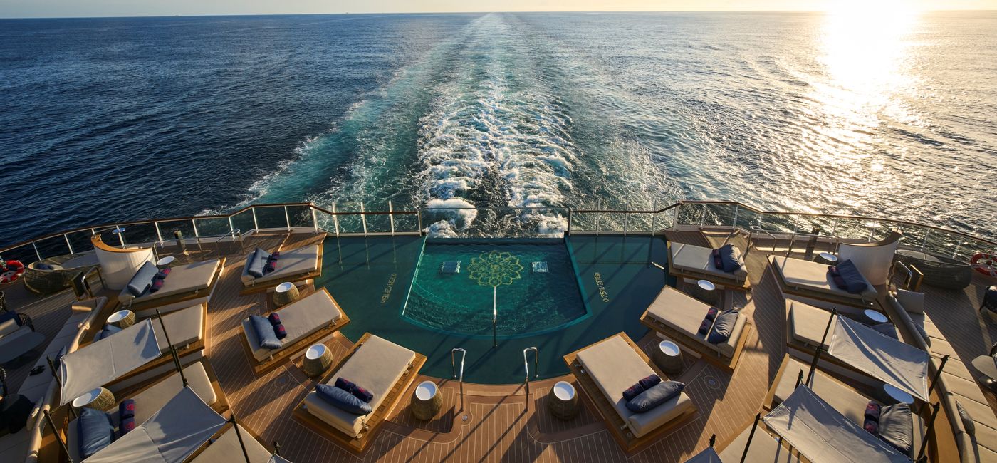 Image: La piscine arrière de l’Explora I (Source: Explora Journeys)