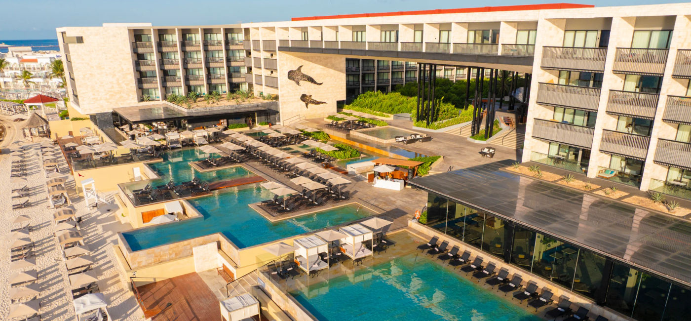 Image: Fiesta Americana Travelty Collection's Devossion by Live Aqua Playa del Carmen (Photo Credit: Live Aqua)
