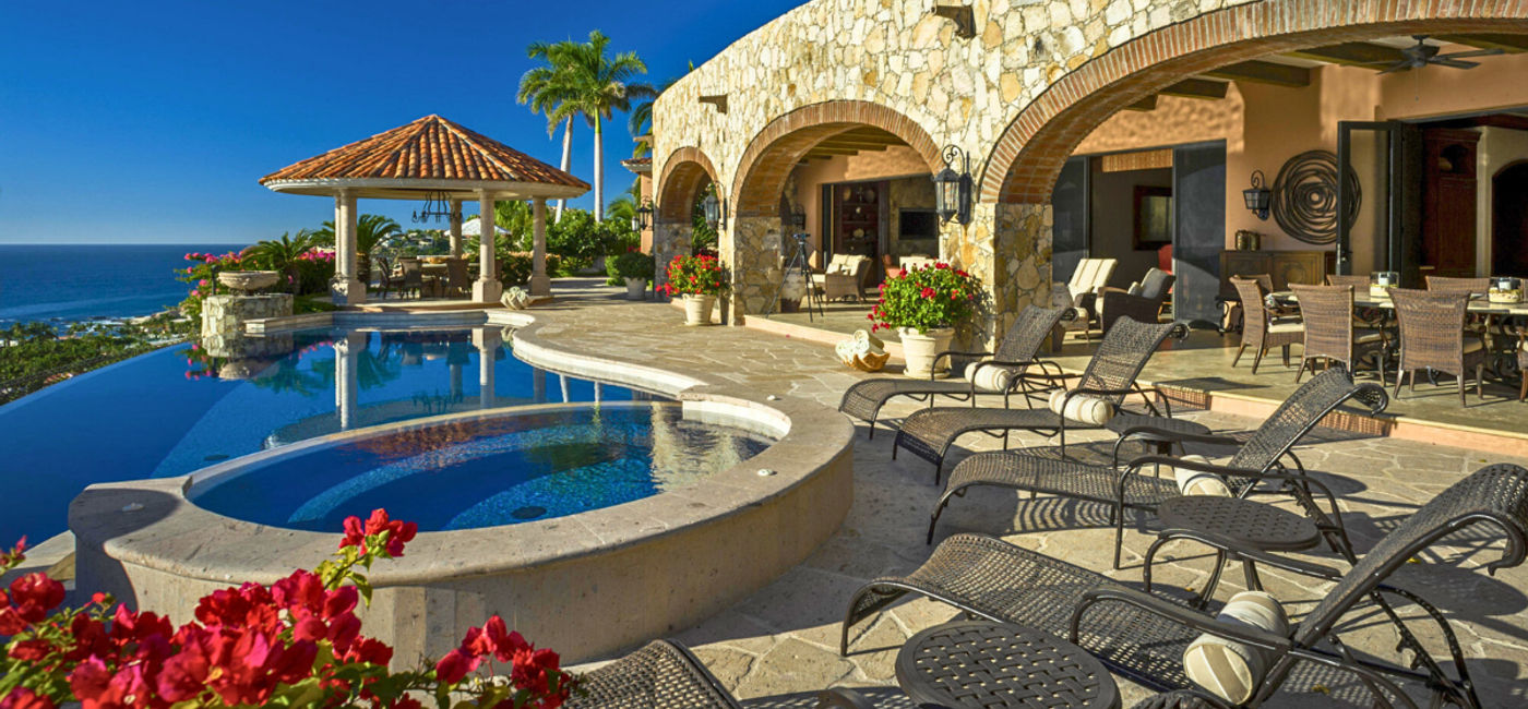 Image: Villa Bravura del Mar (Photo Credit: Villas of Distinction)