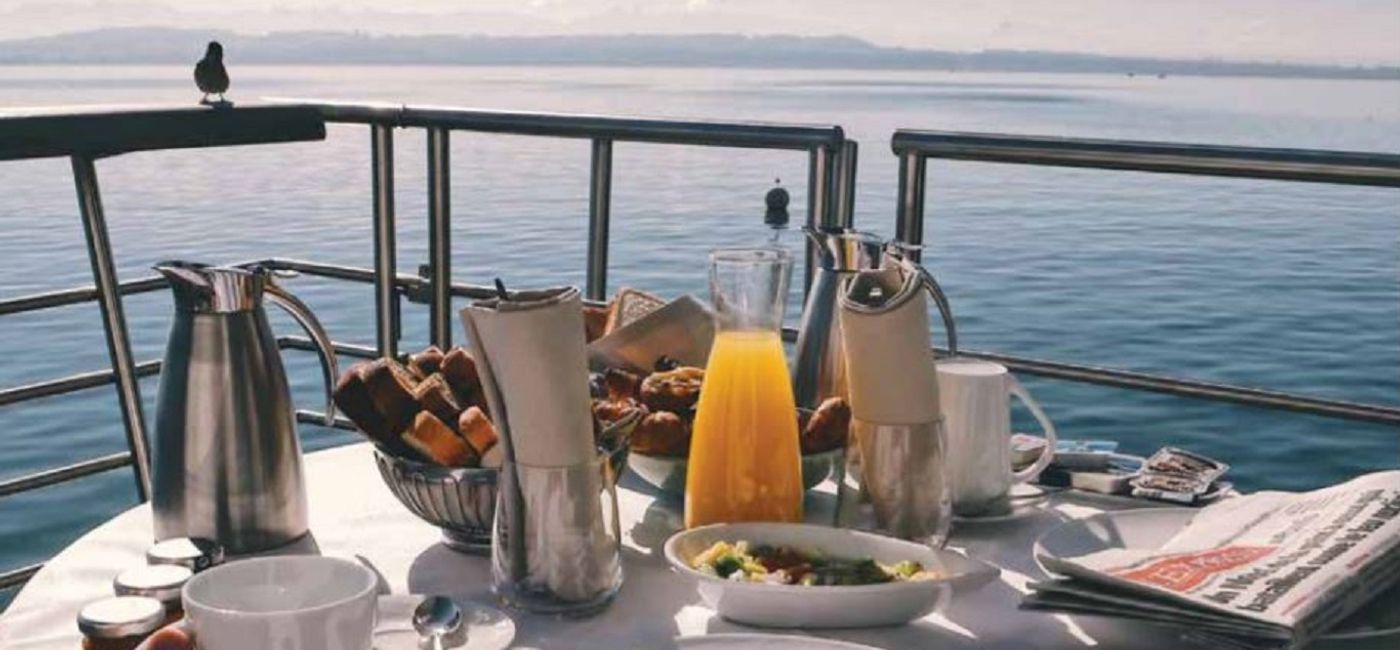 Image: Delicious onboard dining. (photo via Atlas Ocean Voyages)