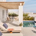 Four Seasons Unveils New Property in Mykonos