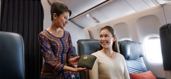 Singapore Airlines, Premium Economy, SIA, Flugausstattungsset