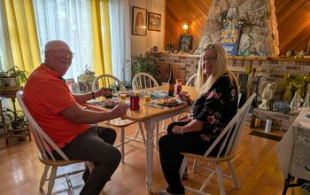 Former Appleton mayor Derm Flynn and his wife, Dianne, share breakfast and conversation at their home.