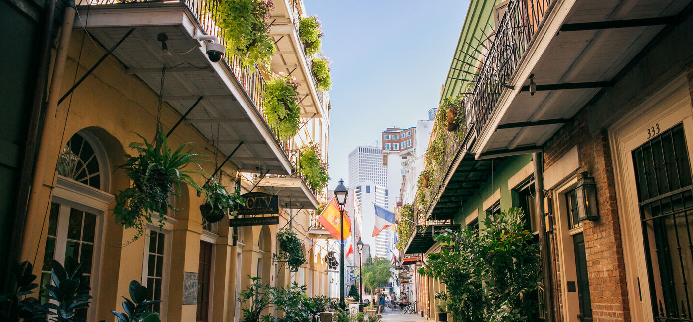 Image: Explore New Orleans in the summer. (Photo Credit: New Orleans & Company)