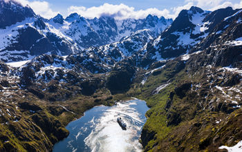 MS Polarlys in Trollfjorden