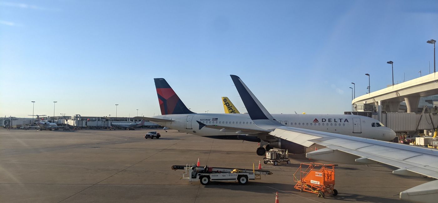 Image: Planes at DFW Airport (photo by Eric Bowman)