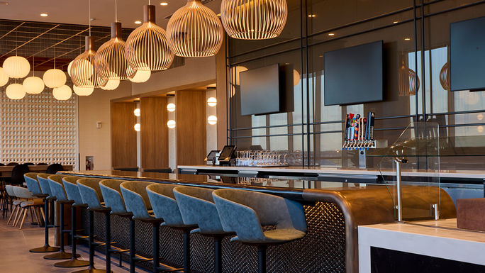 American Airlines Flagship PHL lounge bar American Airlines Flagship PHL lounge bar