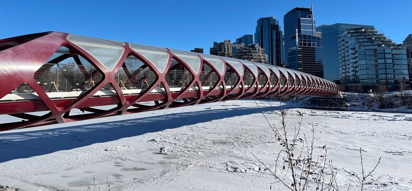 Image: Le pont de la Paix à Calgary (Photo Credit: Patrick Clarke)