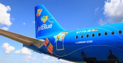 JetBlue's Airbus 320 aircraft “Bluericua”