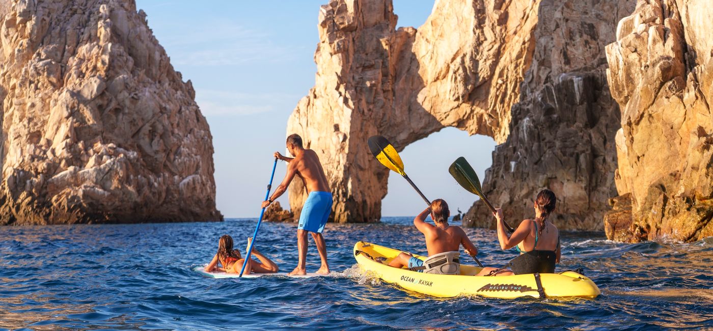 Image: The famed Los Cabos Arch (Source: Los Cabos Tourism Board)