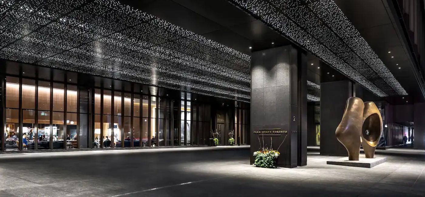 Image: Park Hyatt Toronto entrance (Photo Credit: Park Hyatt Toronto entrance)