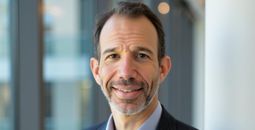 Lee Applbaum, Chief Marketing Officer, Norwegian Cruise Line