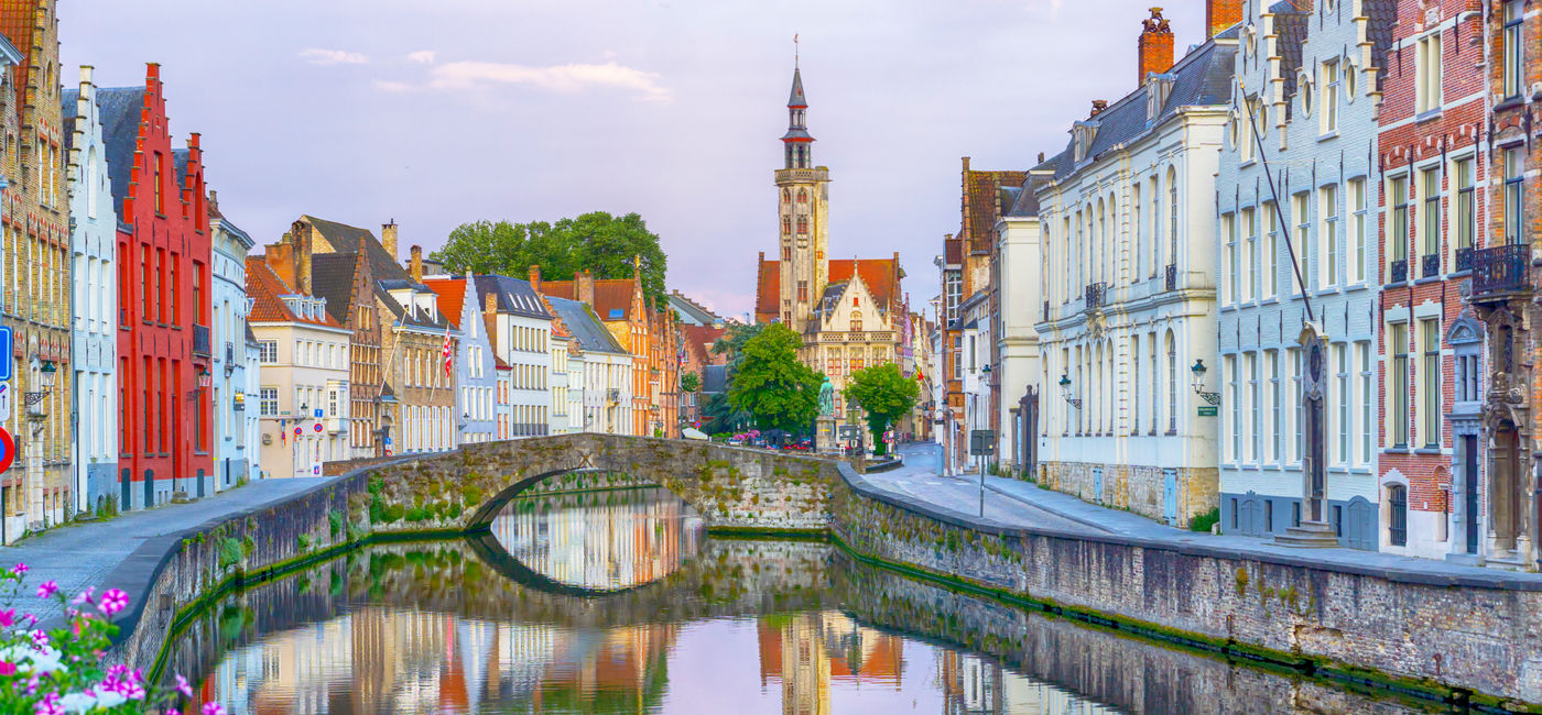 Image: Bruges (Photo Credit: laraslk / Adobe Stock)