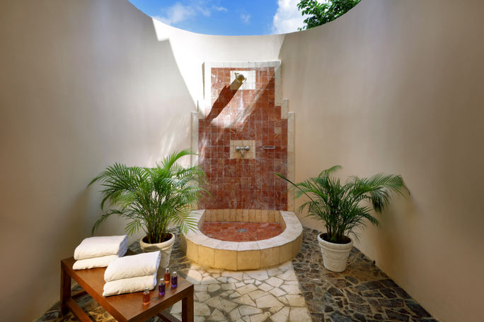 Spa at the Grand Palladium Lady Hamilton