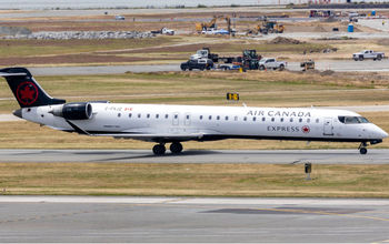 Aire Canada Jazz CRJ900