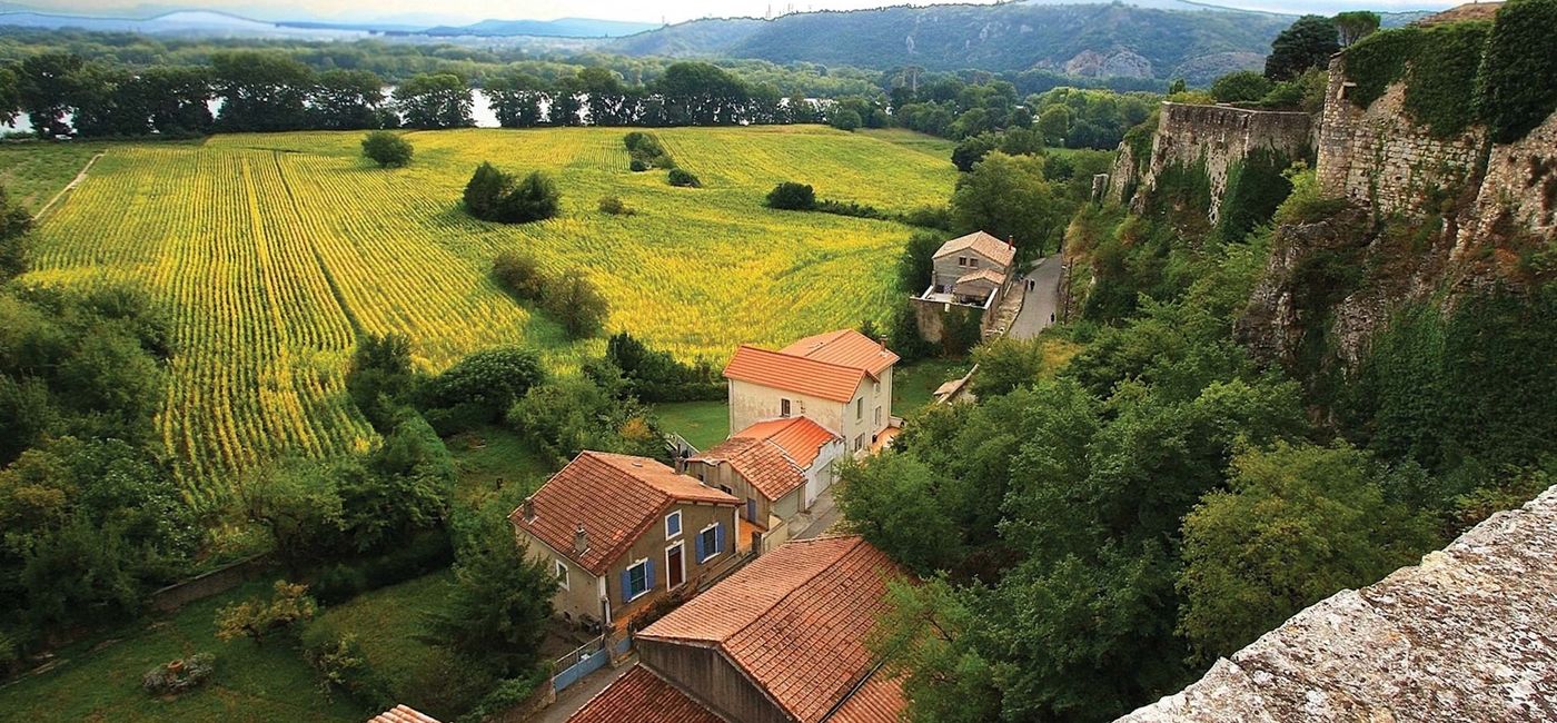 Image: One of the three new itineraries is the six-day “Essence of Rhône.” (Source: Tauck)