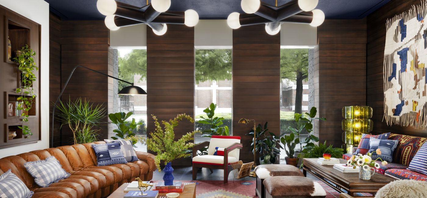 Image: The lobby inside the Graduate by Hilton Dallas. (Photo Credit: ? 2025 Hilton)