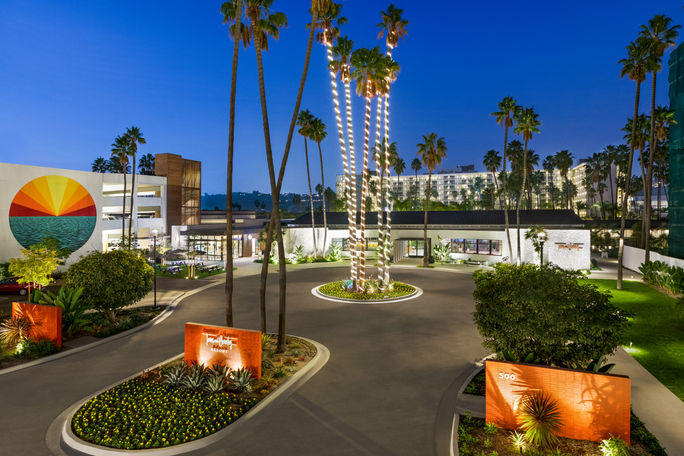 Town and Country Resort Town and Country Resort