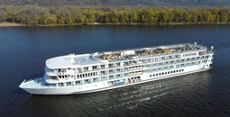 American Cruise Lines, riverboat, Mississippi River, cruise ship, river cruise ship