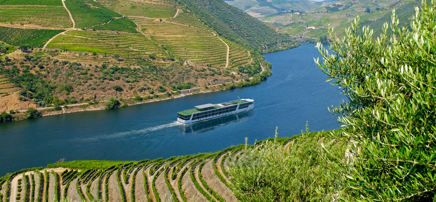 Image: A rendering of the new Emerald Nova (Photo Credit: Scenic Group)