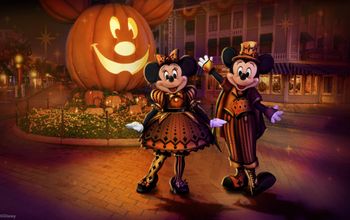Mickey and Minnie’s 2026 Halloween costumes.