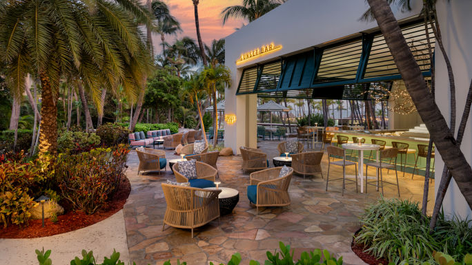 Hilton Sunset Bar Hilton Sunset Bar