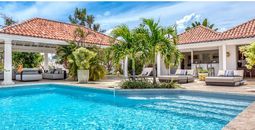 Receive up to 20% off select villas in St. Martin