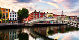 View of the Ha'penny Bridge in Dublin, Ireland