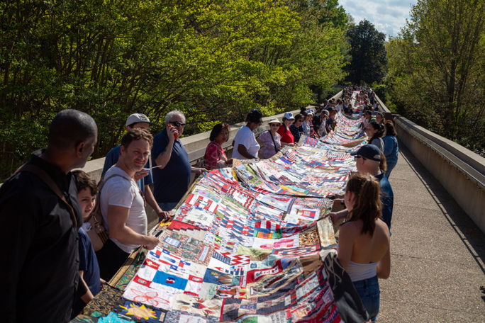 The unveiling of the Great American Birthday Quilt at Colonial Williamsburg. quilt, colonial williamsburg, williamsburg, america 250, independence day