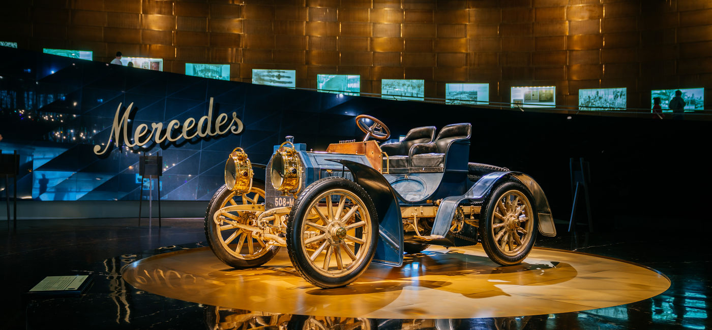 Image: Mercedes-Benz Museum (Photo Credit: Stuttgart-Marketing GmbH, Thomas Niedermüller)