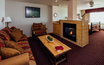 Junior Suite at Talkeetna Alaskan Lodge