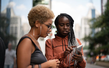 While Canadians are excited about the potential of AI in travel, many still have reservations.